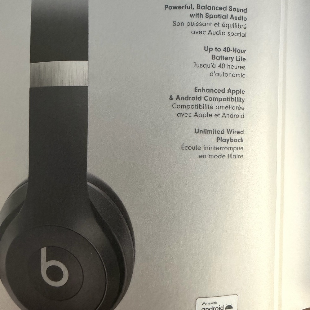 Beats Solo4 Wireless Headphones - Black - Picture 5 of 5